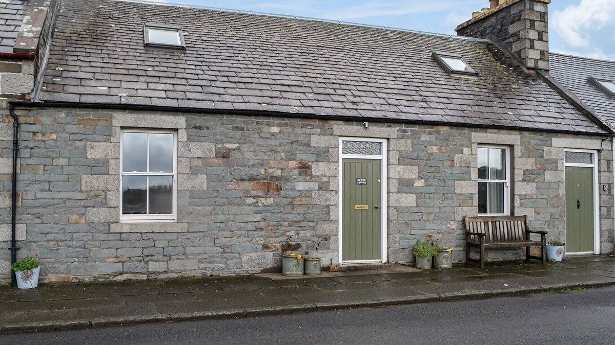 Wigtown Cottage | 3 bedroom accommodation in Bladnoch, near Wigtown