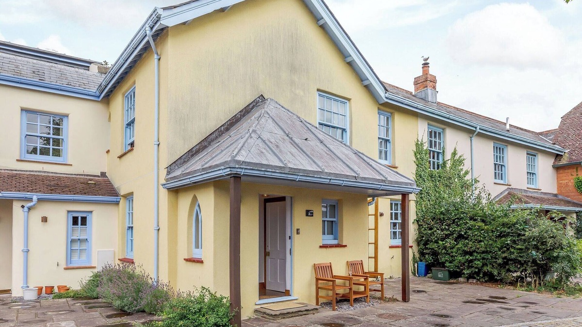 Ottery St Mary Cottage | 3 bedroom accommodation in Ottery St Mary, near Sidmouth