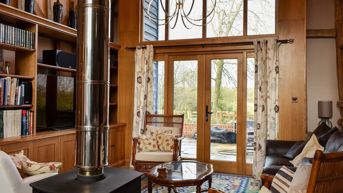 Saffron Walden Cottage | 3 bedroom accommodation in Ashdon, near Saffron Walden