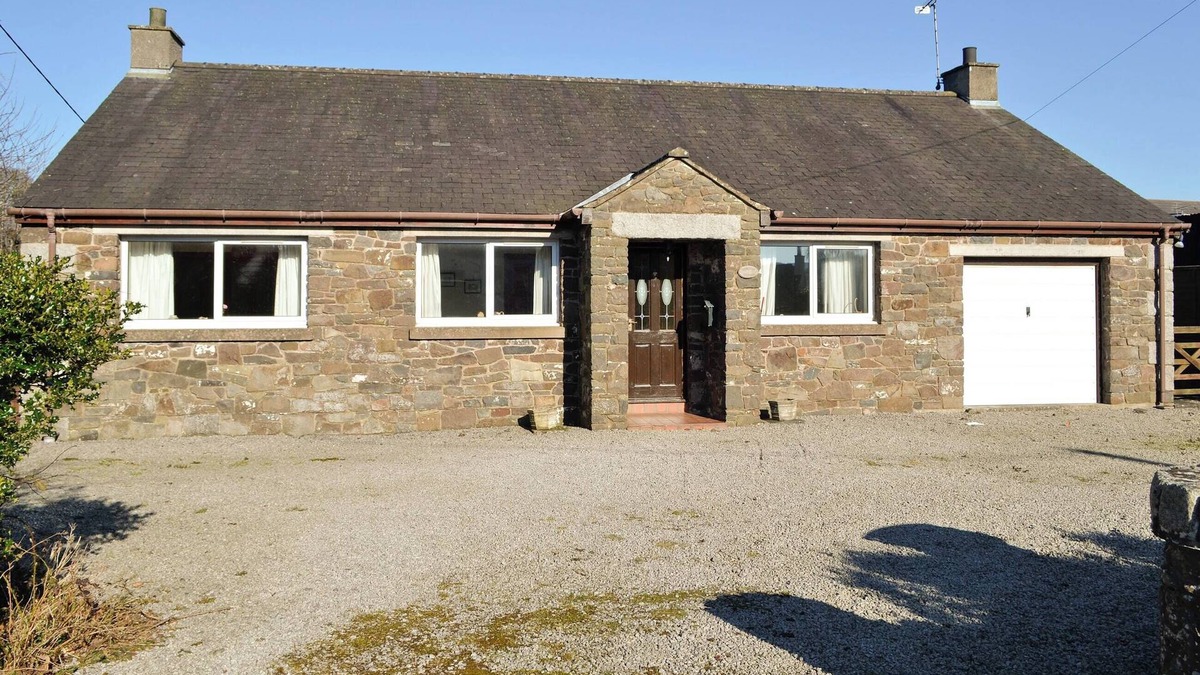 Crossmichael Cottage | 3 bedroom accommodation in Crossmichael, near Castle Douglas