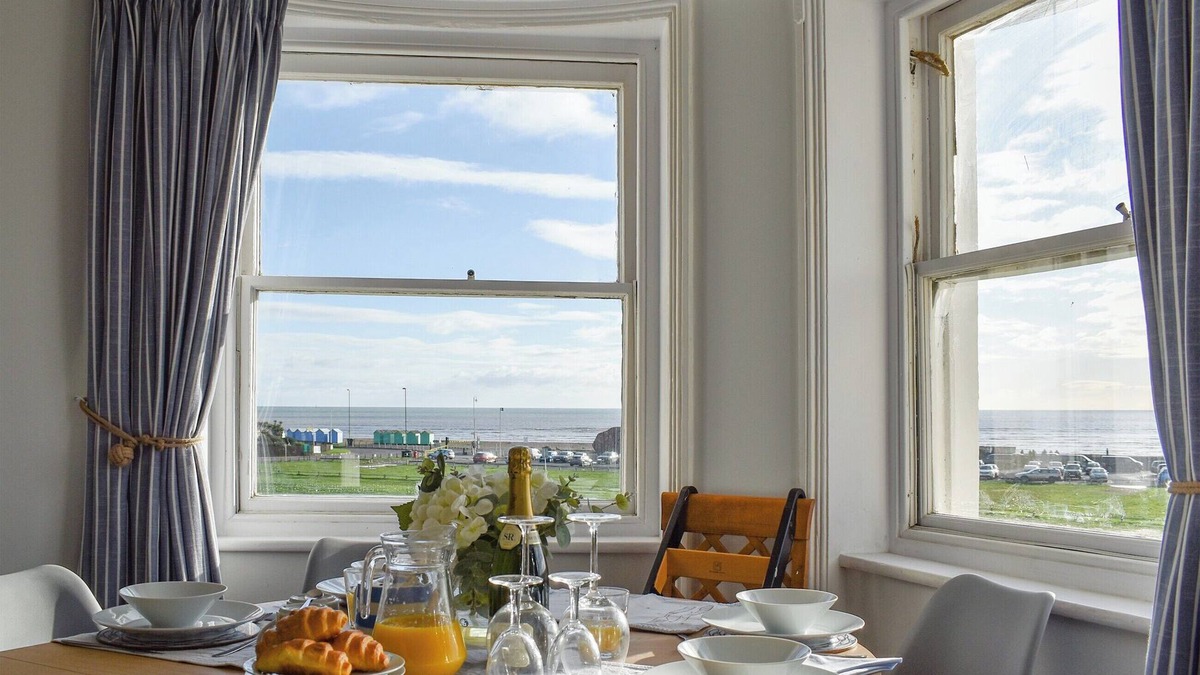 Littlehampton Cottage | 3 bedroom accommodation in Littlehampton
