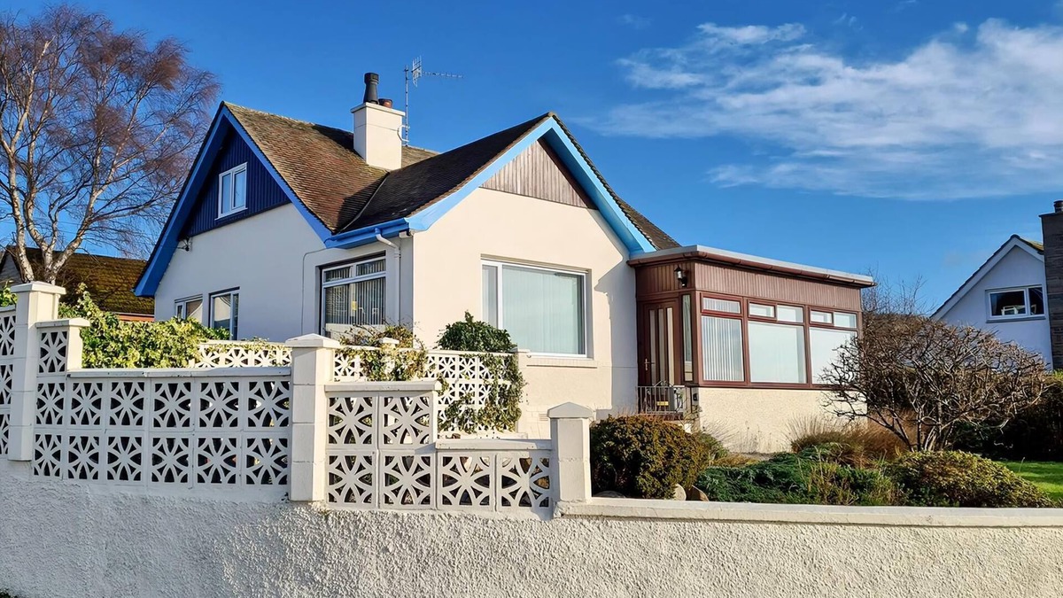 Inverness Cottage | 3 bedroom accommodation in North Kessock