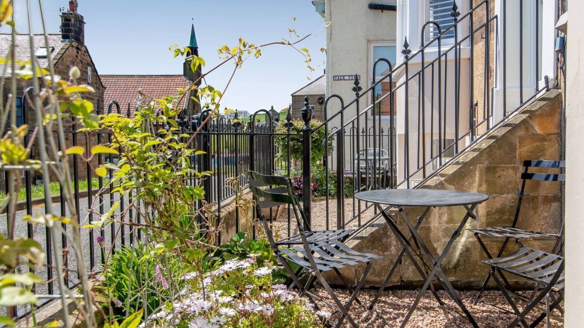 Fylingthorpe Cottage | 3 bedroom accommodation in Fylingthorpe