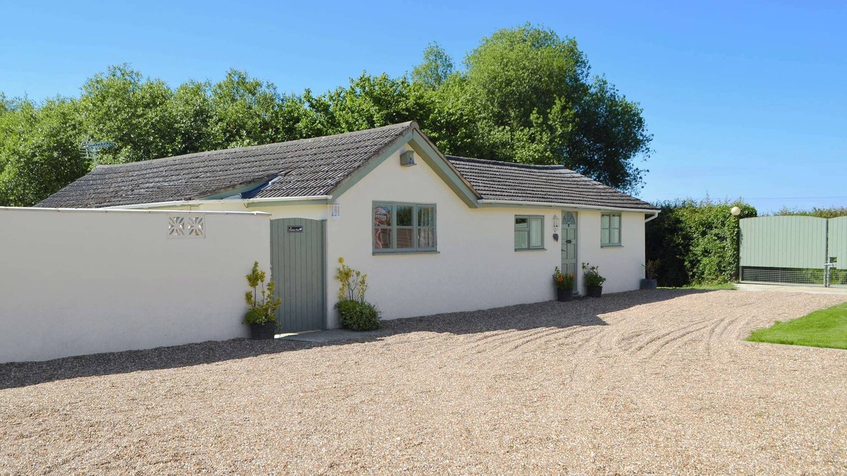Willesborough Cottage | 3 bedroom accommodation in Bilsington, near Ashford