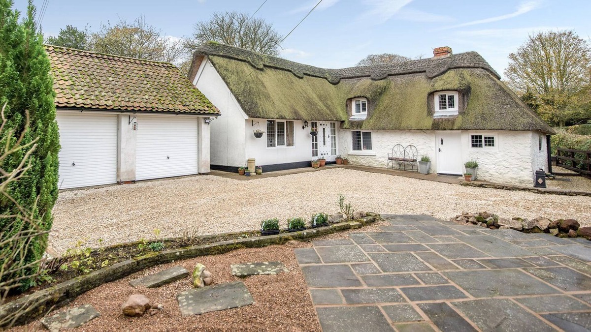 Market Rasen Cottage | 3 bedroom accommodation in South Willingham, near Market Rasen