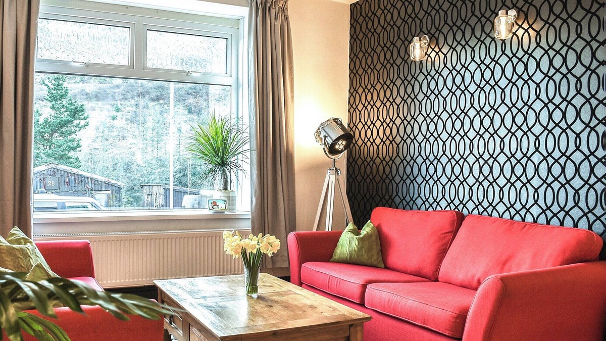 Port Talbot Cottage | 3 bedroom accommodation in Cymmer, near Port Talbot