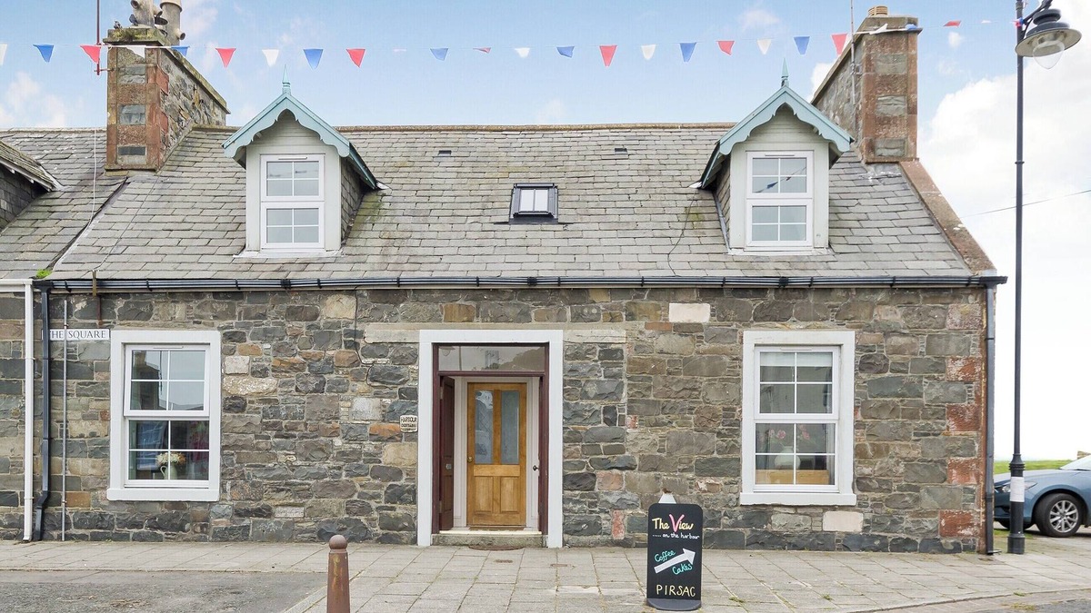 Port William Cottage | 3 bedroom accommodation in Port William