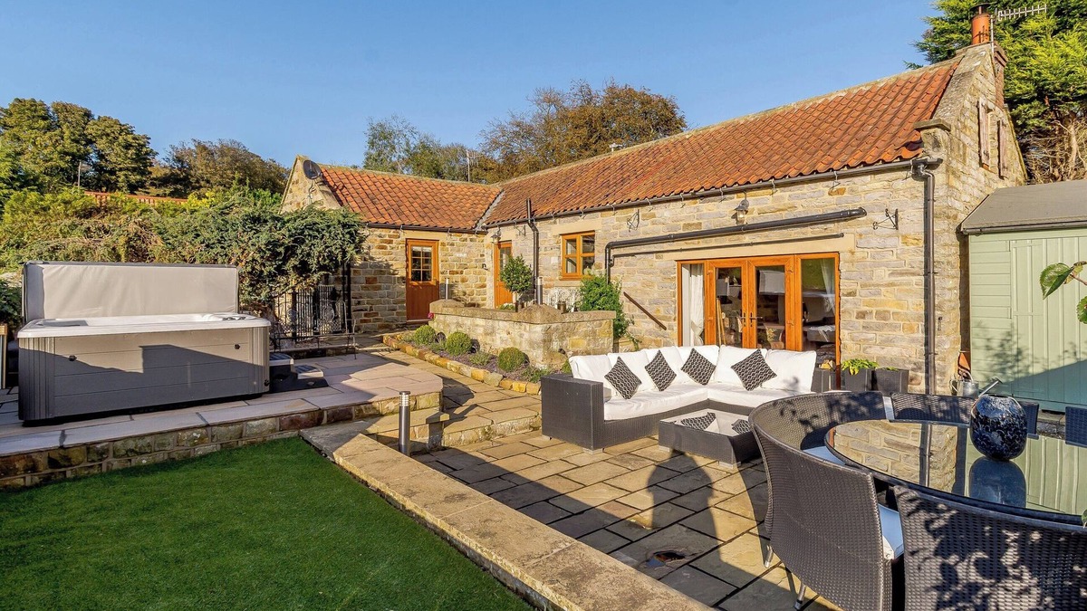 Cloughton Cottage | 3 bedroom accommodation in Cloughton, near Scarborough