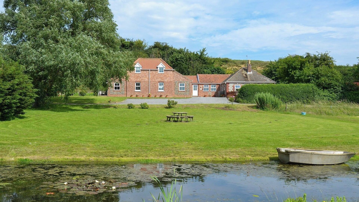 Great Yarmouth Cottage | 3 bedroom accommodation in West Caister