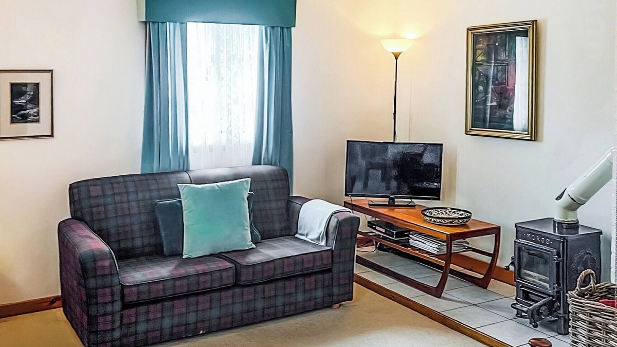 Isle of Arran Cottage | 3 bedroom accommodation in Whiting Bay