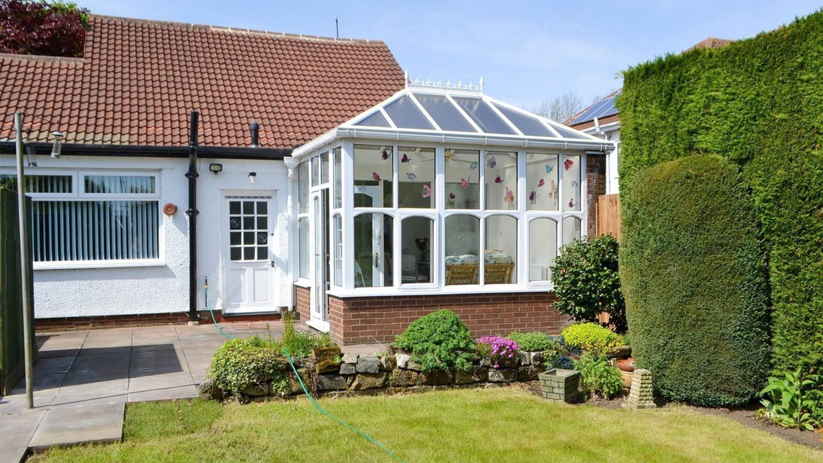 Bedlington Cottage | 3 bedroom accommodation in Bedlington
