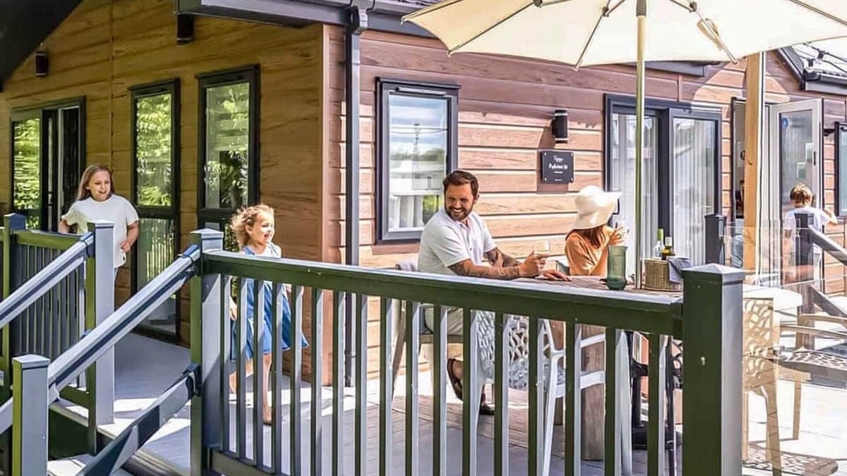 Selsey House | 3 bedroom accommodation in Selsey, Chichester