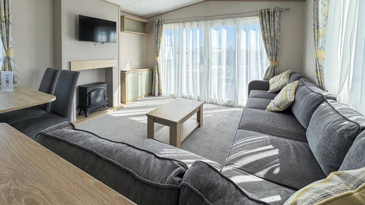 Layer Marney House | 3 bedroom accommodation in Colchester