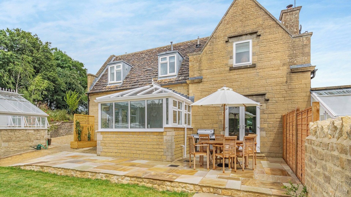 Malmesbury Cottage | 3 bedroom accommodation in Malmesbury