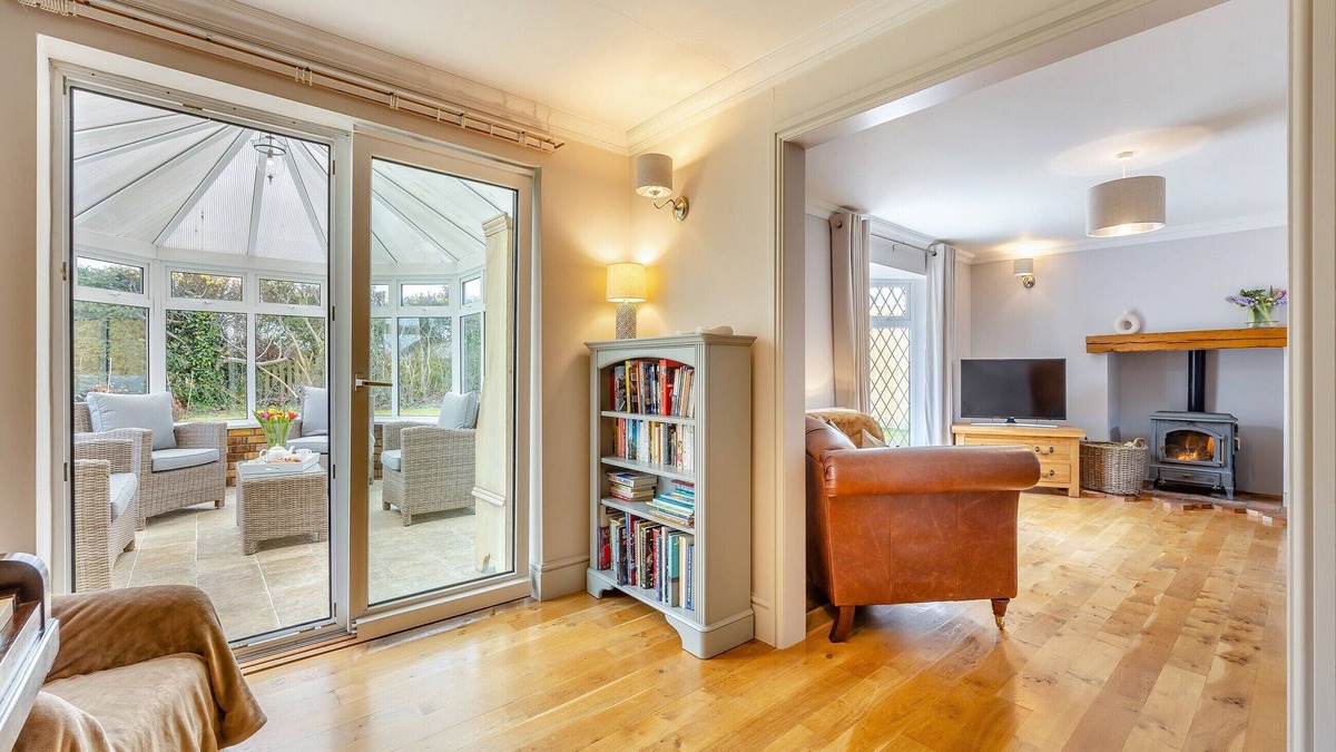 Alford Cottage | 3 bedroom accommodation in Willoughby