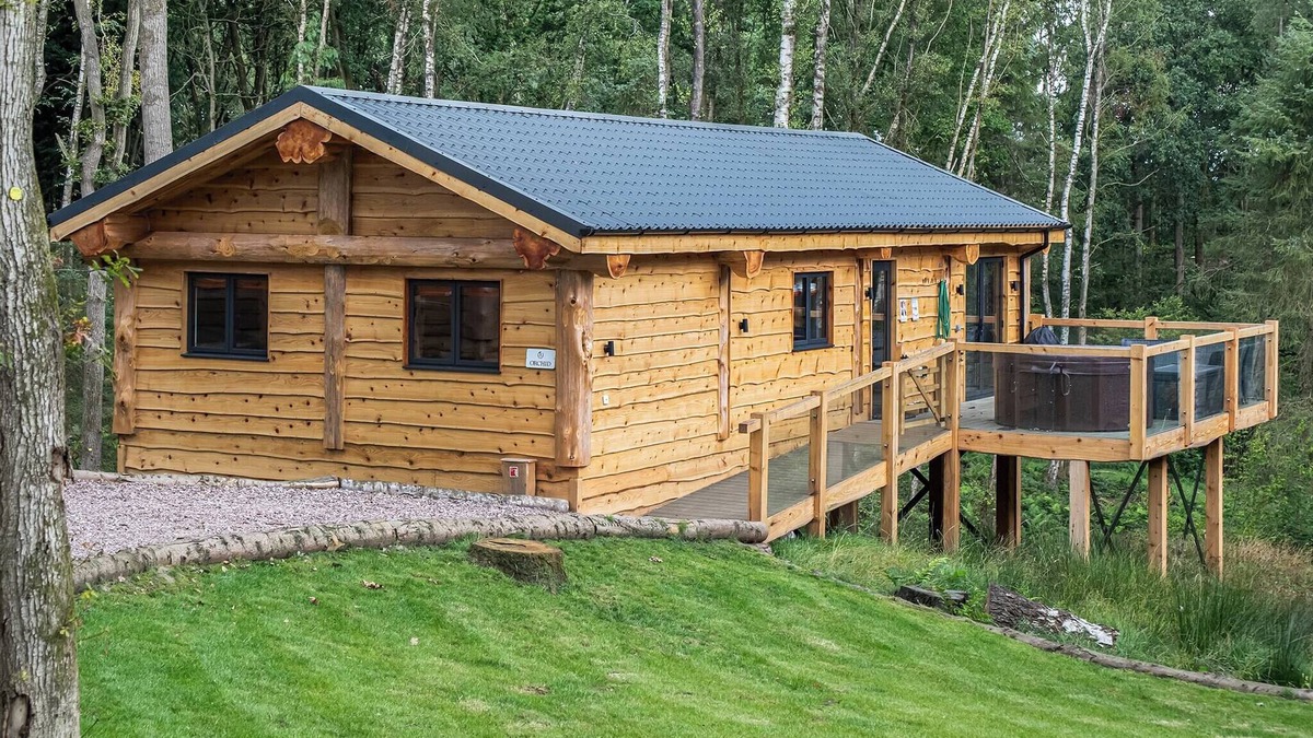Overton-on-dee Ski Chalet | 3 bedroom accommodation in Ellesmere
