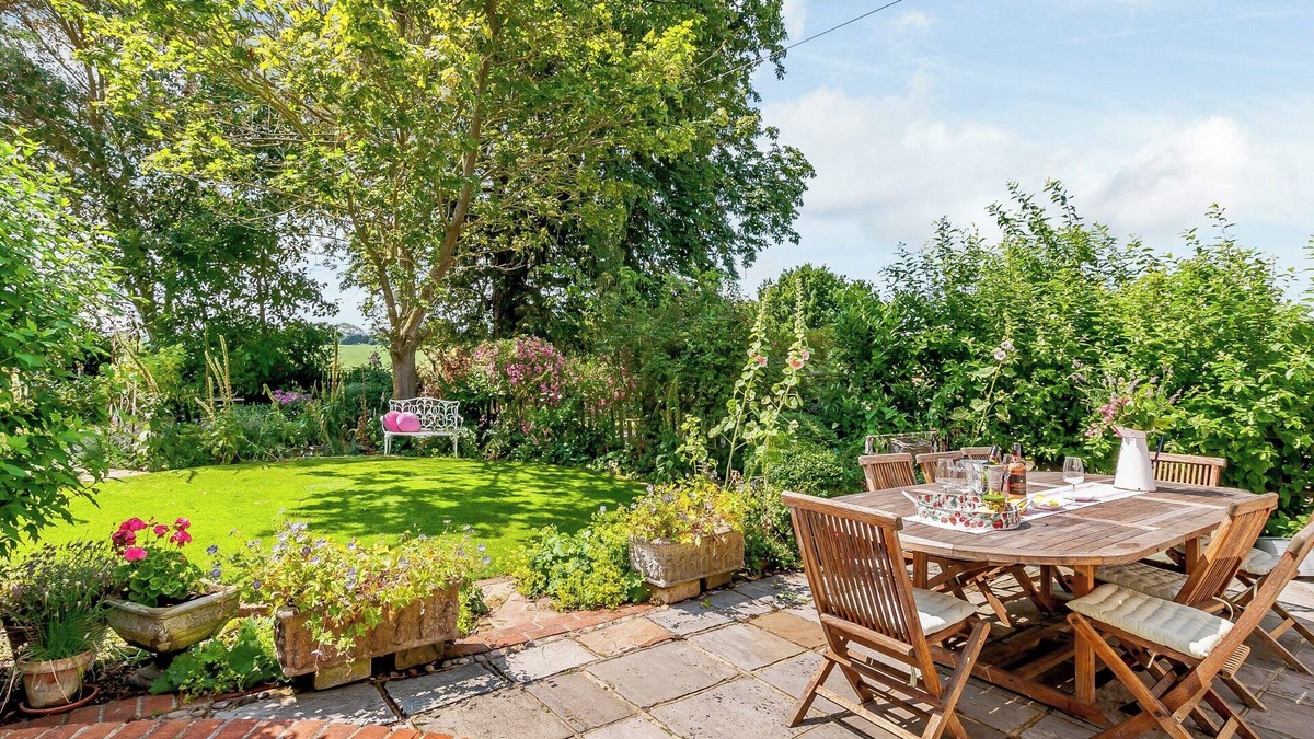 Faversham Cottage | 3 bedroom accommodation in Faversham