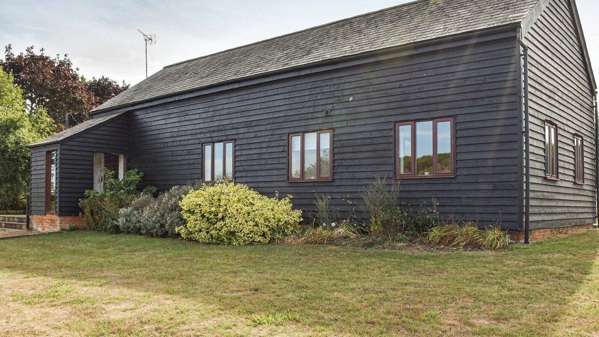 Great Hormead Cottage | 3 bedroom accommodation in Leys Barn