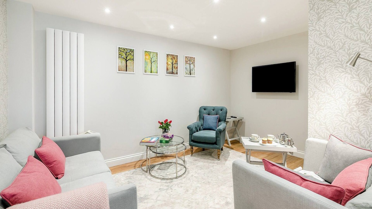 New Mills Cottage | 3 bedroom accommodation in New Mills