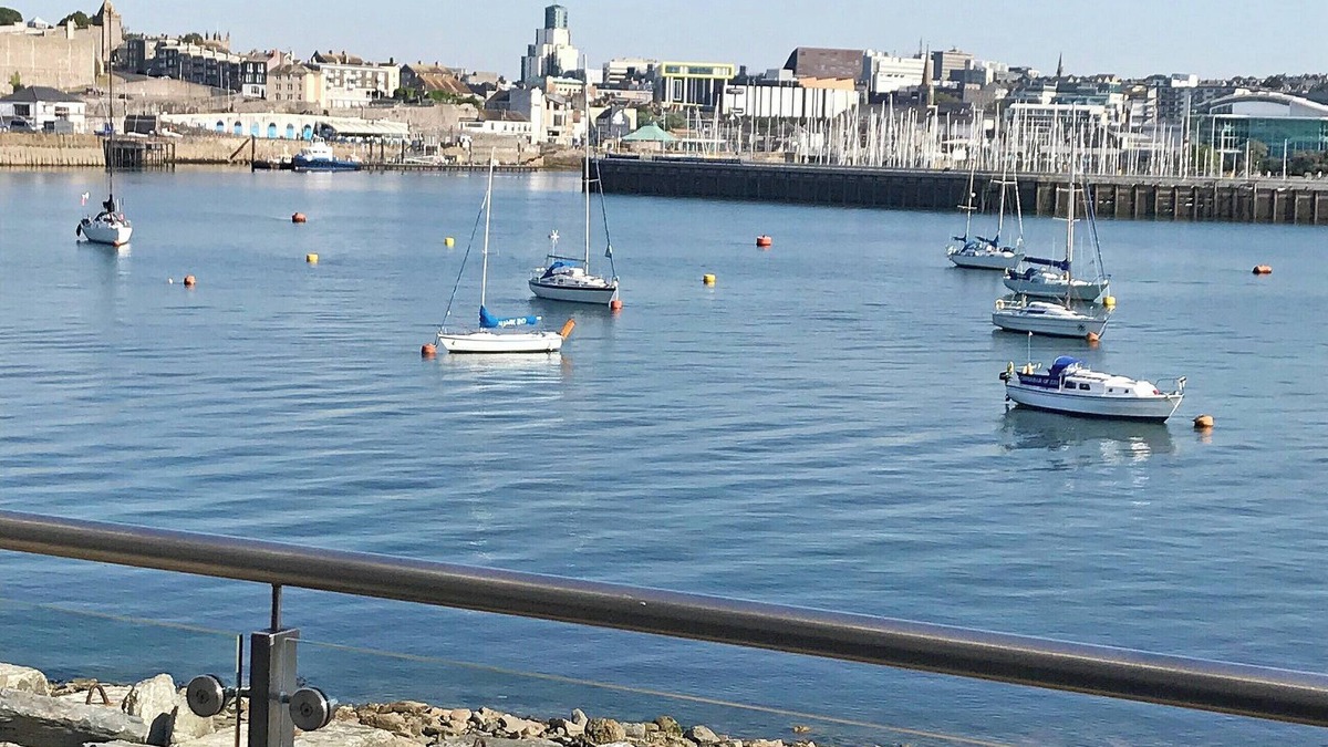 Turnchapel Cottage | 3 bedroom accommodation in Mount Batten, near Plymouth