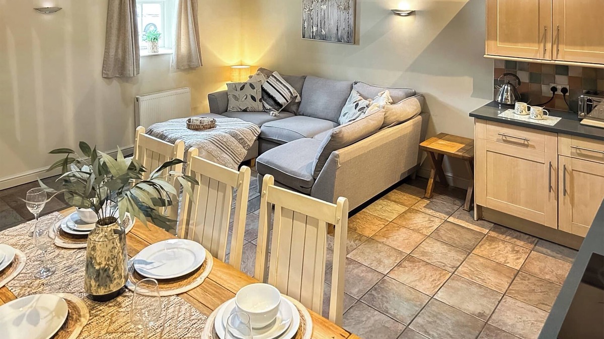 Over Haddon Cottage | 3 bedroom accommodation in Over Haddon, near Bakewell