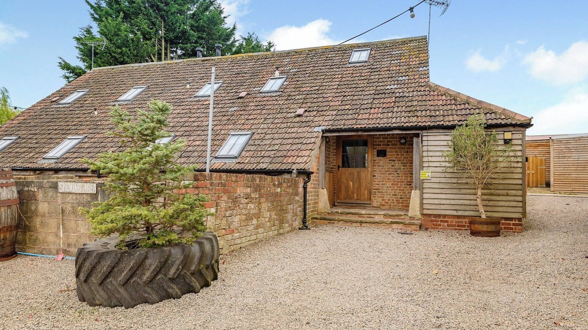 Blaisdon Cottage | 3 bedroom accommodation in Arlingham, near Frampton-on-Severn
