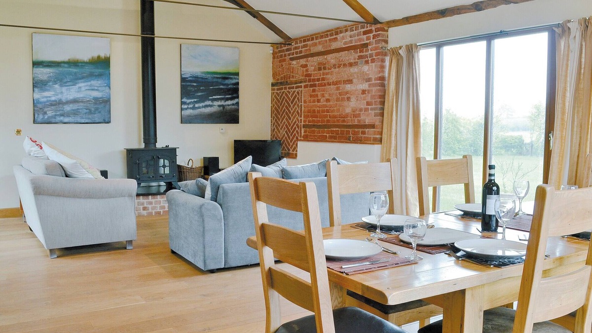Sculthorpe Cottage | 3 bedroom accommodation in Sculthorpe, near Fakenham