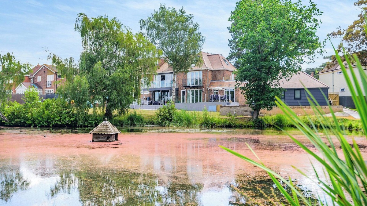 Hill Head Cottage | 3 bedroom accommodation in Fareham
