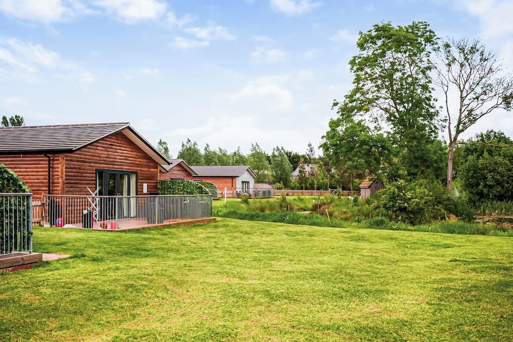Flaxton Ski Chalet | 3 bedroom accommodation in Flaxton