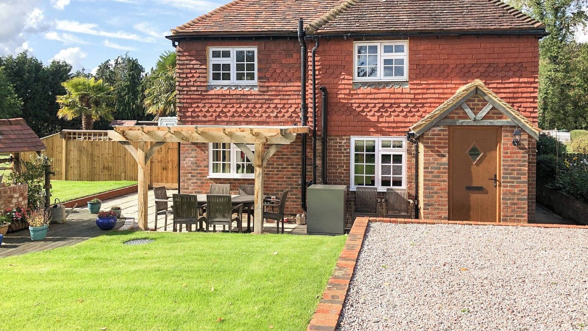 Barns Green Cottage | 3 bedroom accommodation in Horsham