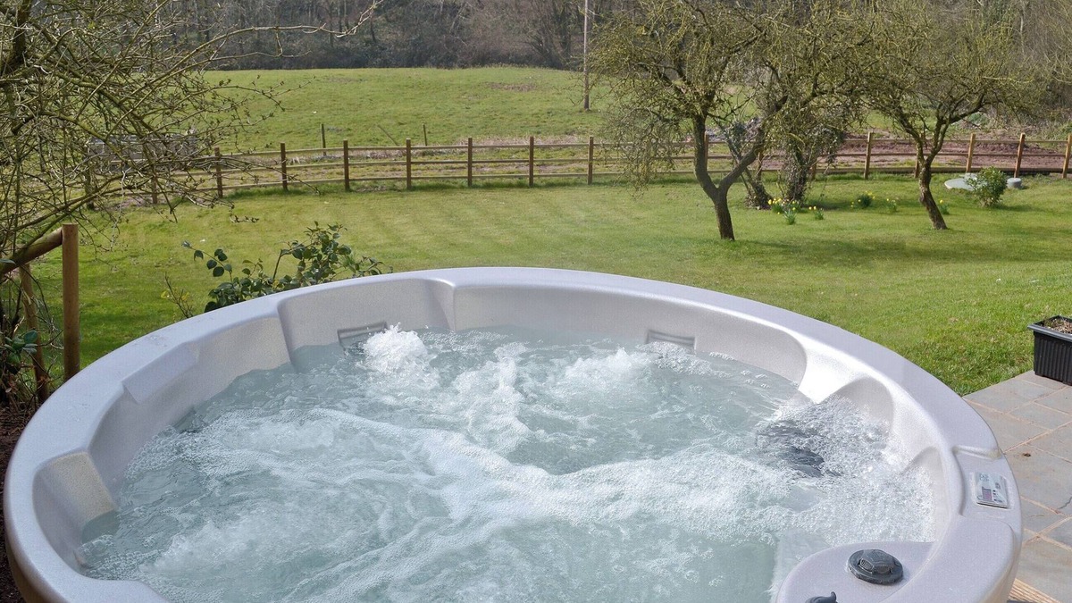 Calverleigh Cottage | 3 bedroom accommodation in Lurley, near Tiverton