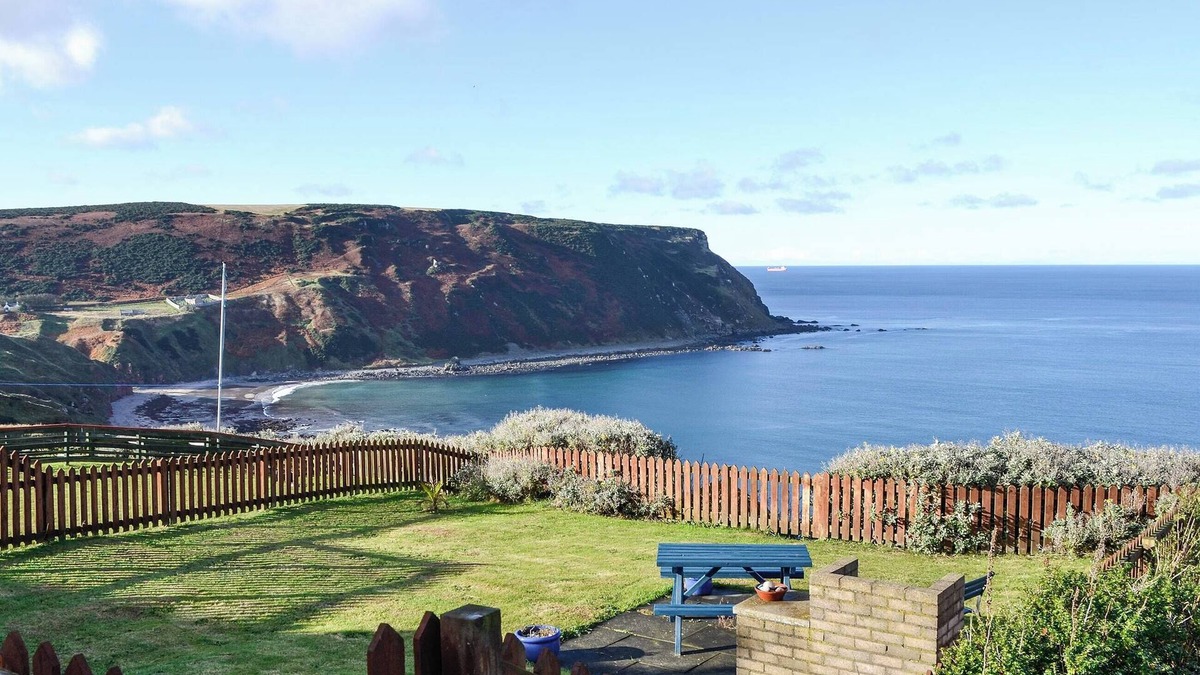 Gardenstown Cottage | 3 bedroom accommodation in Gardenstown, near Macduff