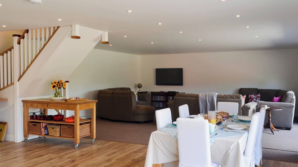 Farnham Cottage | 3 bedroom accommodation in Farnham