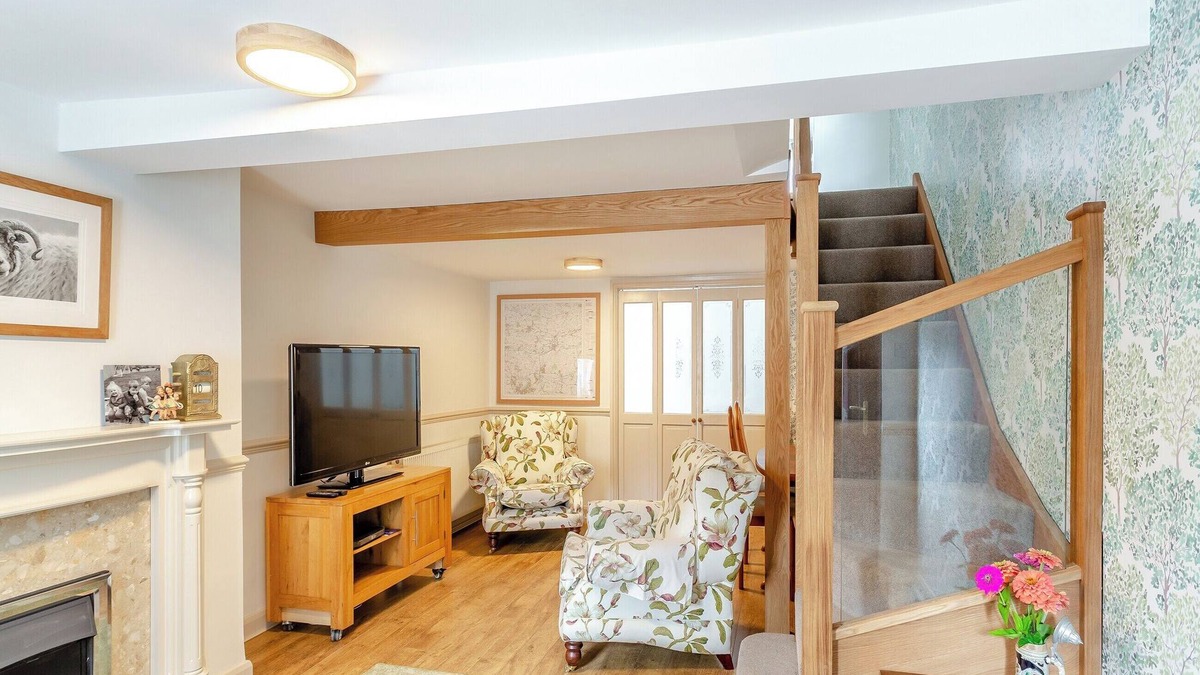 Rawcliffe Cottage | 3 bedroom accommodation in Rawcliffe, near Goole