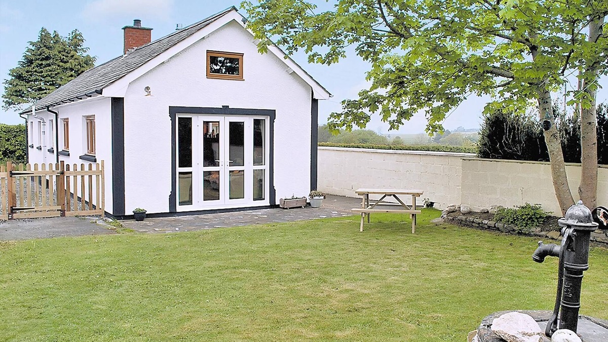 Llanon Cottage | 3 bedroom accommodation in Nebo, near Aberaeron