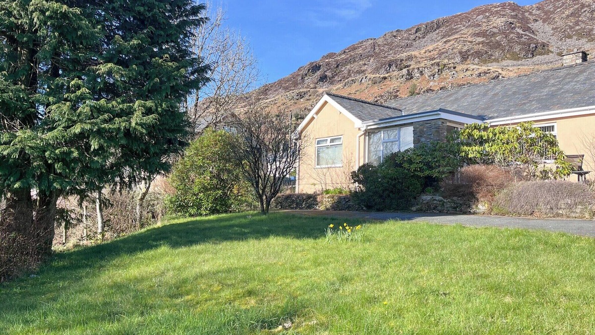 Manod Cottage | 3 bedroom accommodation in Mnaod, near Blaenau Ffestiniog