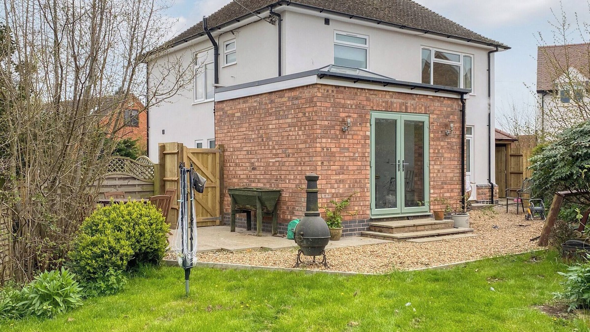 Willoughby Cottage | 3 bedroom accommodation in Rugby