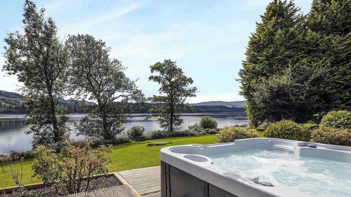 Saddell Cottage | 3 bedroom accommodation in Brig o&rsquo;Turk, near Callander