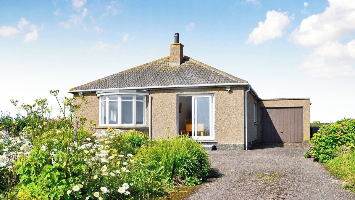 Keiss Cottage | 3 bedroom accommodation in Keiss, near Wick