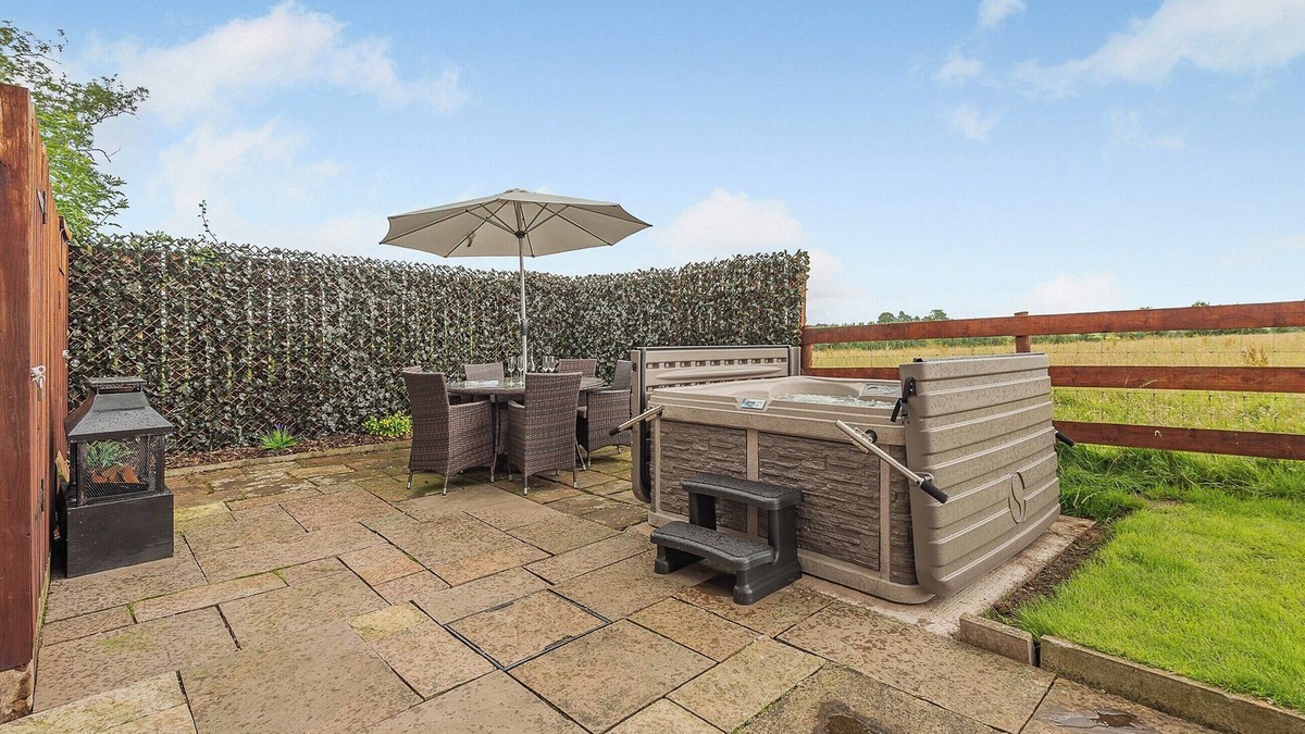 Wing Cottage | 3 bedroom accommodation in Scaleby, near Brampton