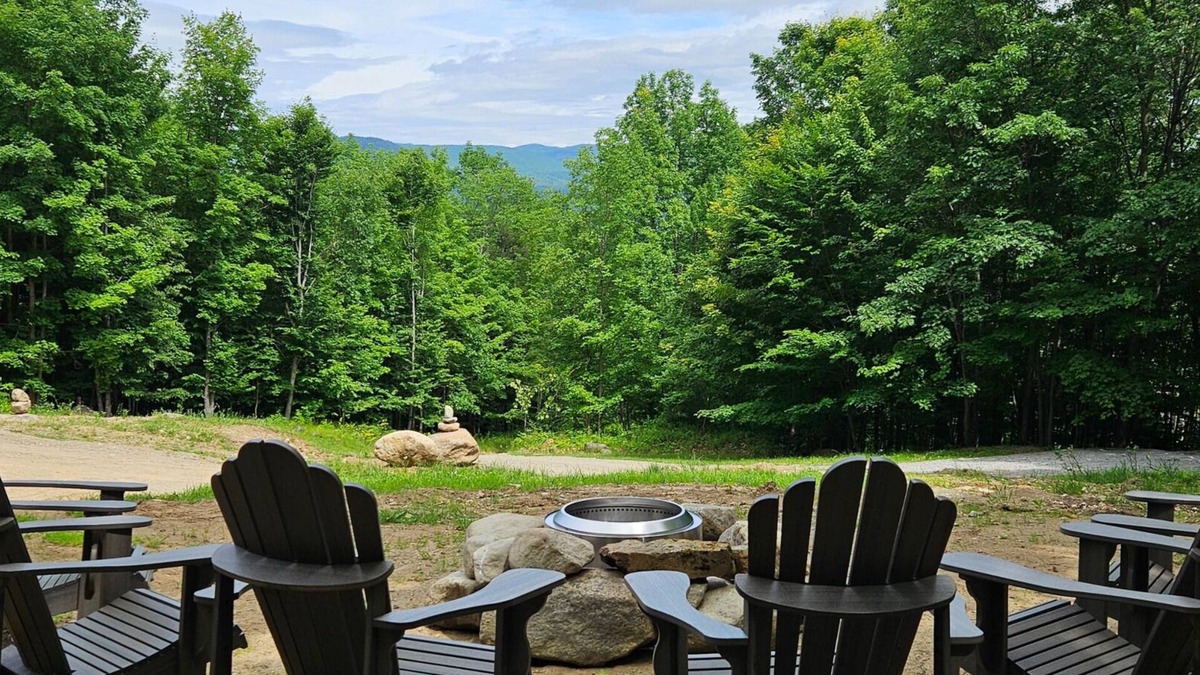 Keene House | 3 Bedroom Adirondack Retreat with Amazing Mountain views!