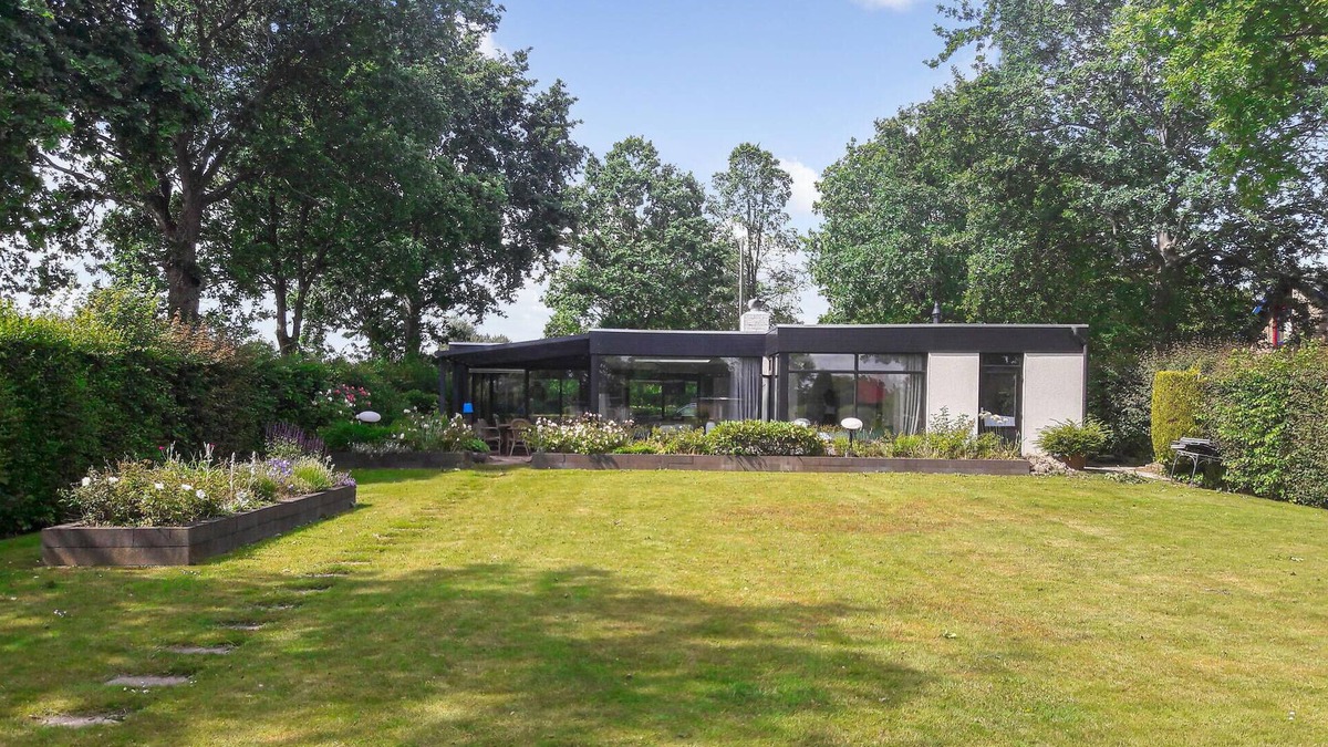 Oranjeplaat House | 3 bedroom amazing home in Arnemuiden