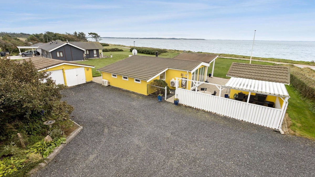 Lihme House | 3 bedroom amazing home in Spøttrup