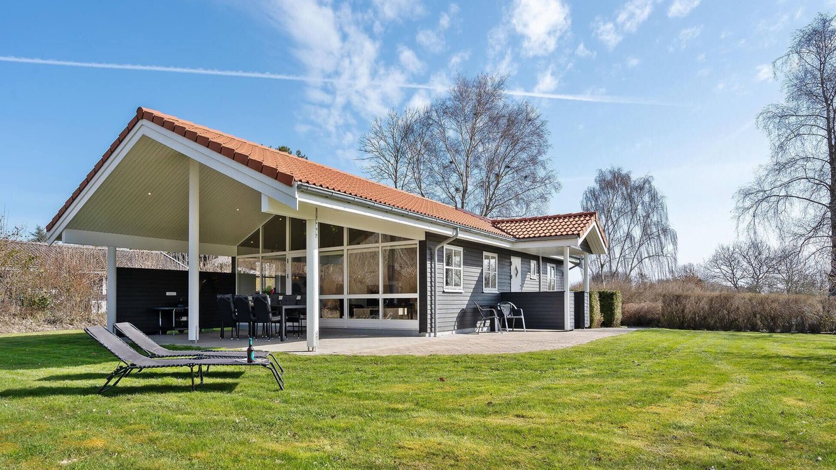Vejby House | 3 bedroom amazing home in Vejby