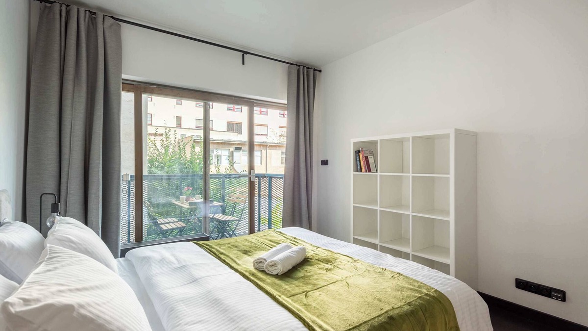 Karlin Apartment | 3 bedroom apartment near center of Prague