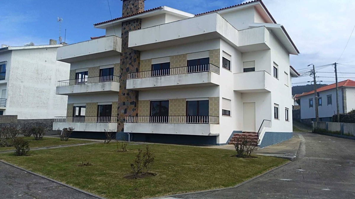 Carreco Apartment | 3 bedroom apartment with sea view