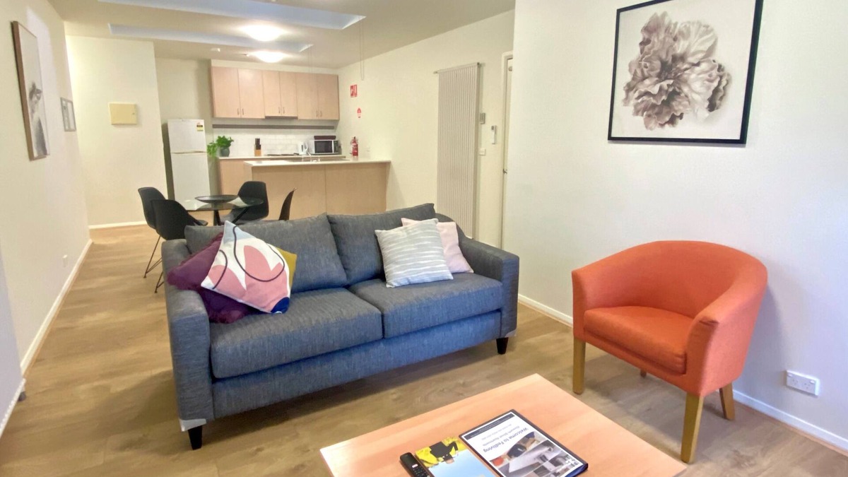 Golden Point Apartment | 3 Bedroom Apartment | Ideal for families, couples, individuals and others