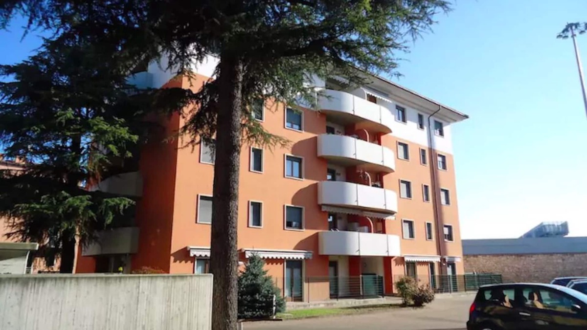 Borgo Roma Apartment | 3 Bedroom Apartment in Verona