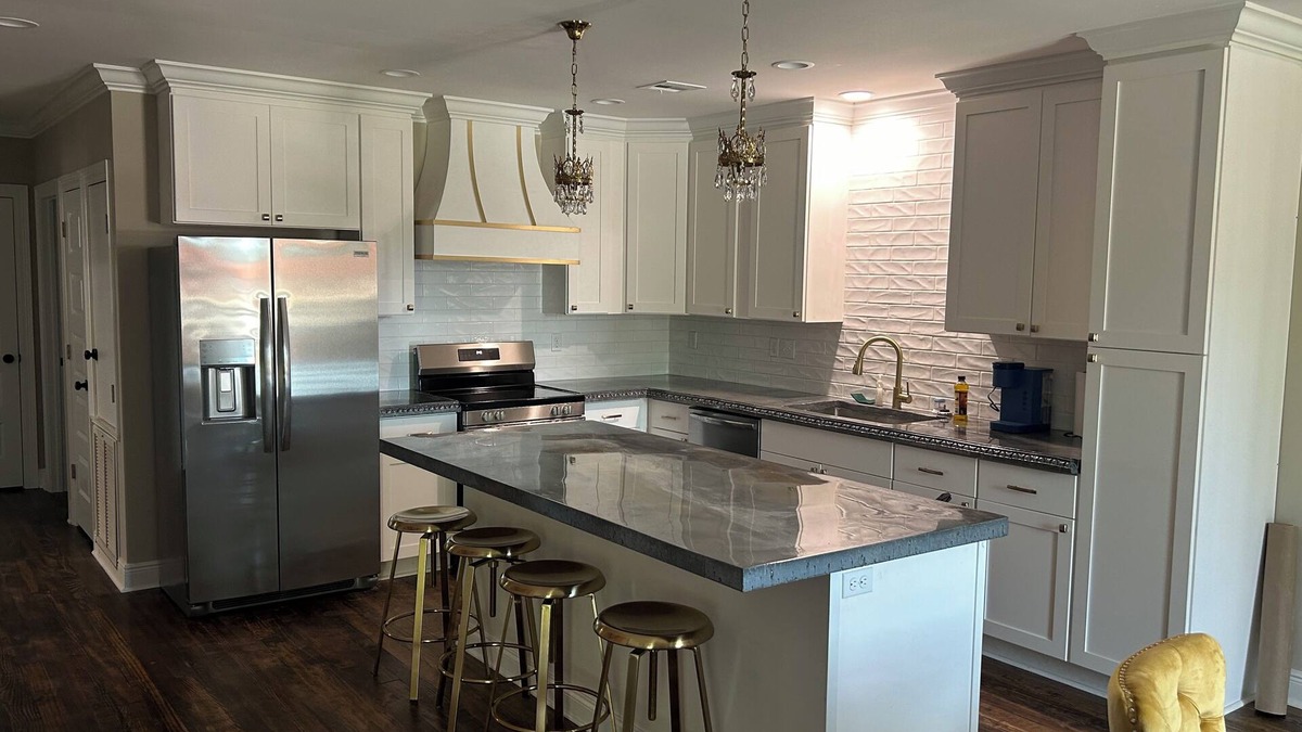Crowley Apartment | 3-bedroom apartment in welcoming Crowley with AC, WiFi