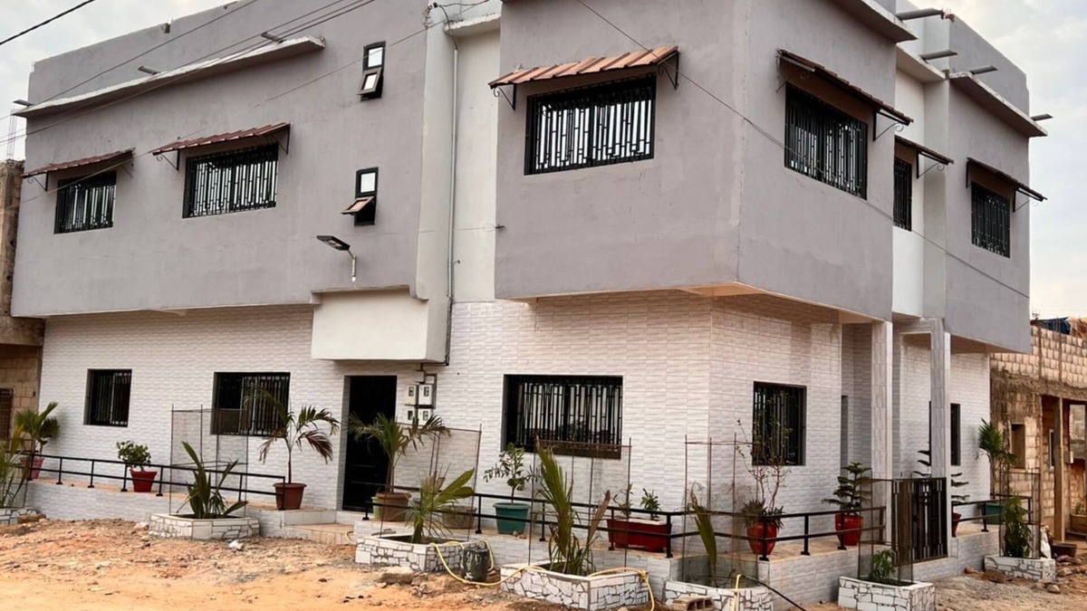 Senegal Apartment | 3-bedroom apartment in beautiful Sebikotane with AC, WiFi